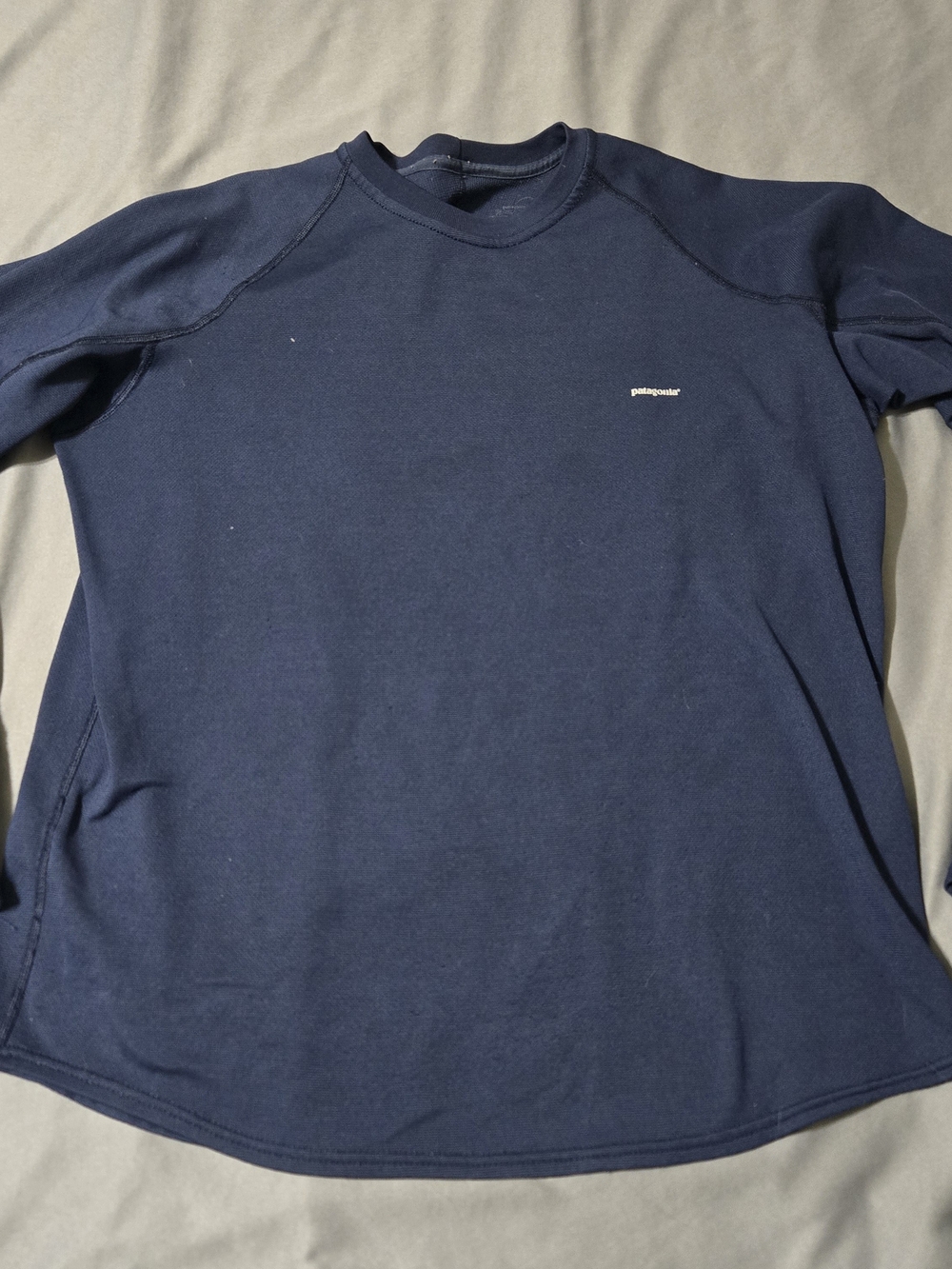 Patagonia Navy Crew Neck Long Sleeve Pullover